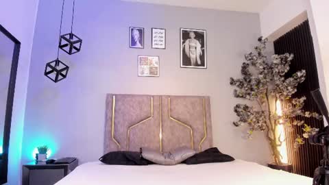 miaakittyy online show from 07/28/26, 11:39