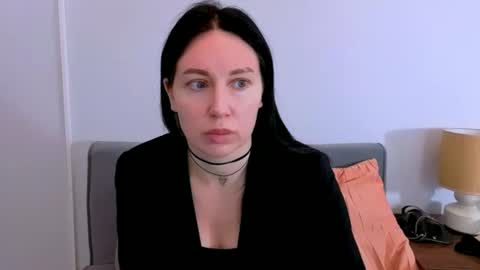 Mia online show from 03/03/26, 04:13