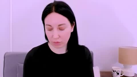 Mia online show from 04/17/26, 03:59