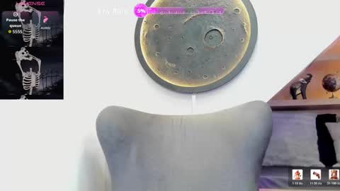 Mia online show from 03/09/26, 12:20