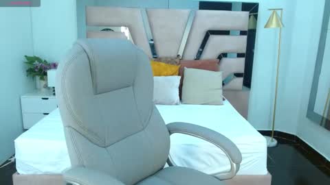 Mia Rodriguez online show from 03/24/26, 08:36