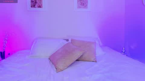 MiaaSummeer online show from 05/13/26, 12:24
