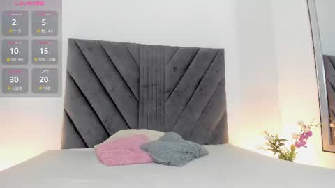 miaatorres_ online show from 07/18/26, 12:09