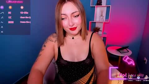 Snapshot of miaawild chatting on 01/11/25, 08:43 Andrea online show from 01/11/25, 08:43