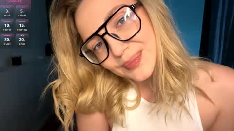 Snapshot of miabby3 chatting on 03/02/26, 05:31 Mia online show from 03/02/26, 05:31