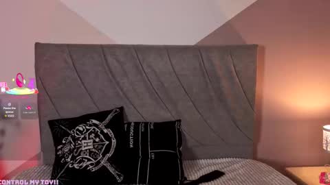 Snapshot of miablack_k chatting on 10/11/25, 09:13 miablack_k online show from 10/11/25, 09:13