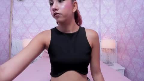 Mia online show from 06/18/26, 11:42