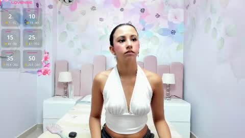 Mia online show from 07/09/26, 11:31