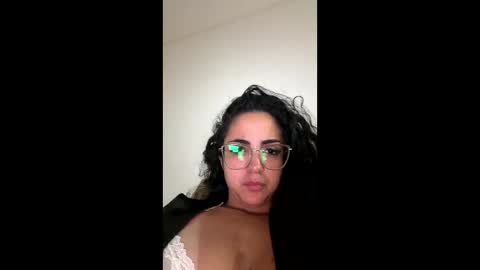 Snapshot of miacaliente777 chatting on 06/01/26, 12:45 miacaliente777 online show from 06/01/26, 12:45