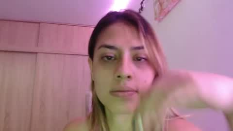 Miia  online show from 01/17/26, 04:22