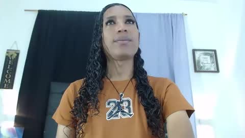 MiaCoock online show from 11/06/25, 01:23