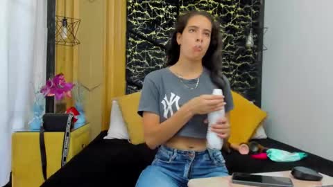 MiaCours online show from 03/16/26, 07:07