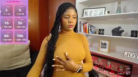 Snapshot of miaderail chatting on 12/17/24, 12:01 Sofi online show from 12/17/24, 12:01