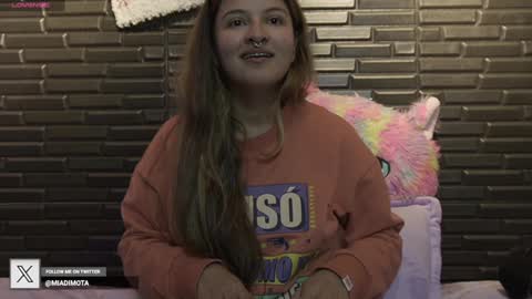 Snapshot of miadimota chatting on 12/28/24, 07:44 Mia online show from 12/28/24, 07:44