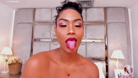 Call me Mia online show from 12/11/24, 10:27