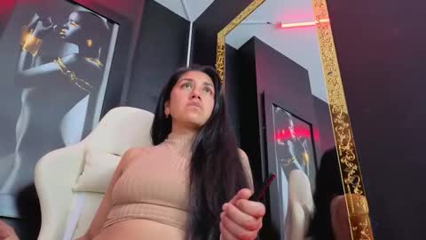 Mia Carter  Schedule 800 - 1430 gtm-5 online show from 12/22/25, 03:47