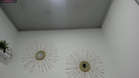 Miah Collins online show from 02/05/25, 11:02