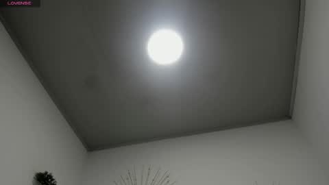 Miah Collins online show from 09/10/25, 11:10