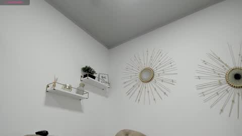 Miah Collins online show from 10/07/25, 11:18