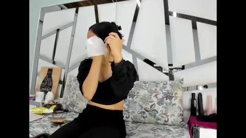 miaharper0 online show from 05/19/26, 03:46