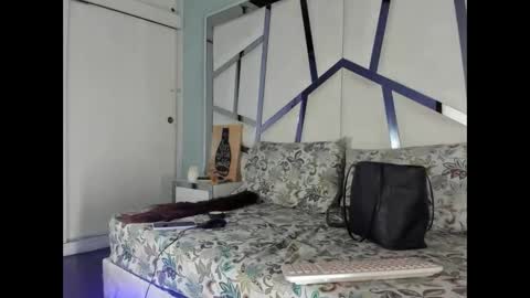 miaharper0 online show from 05/25/26, 03:45