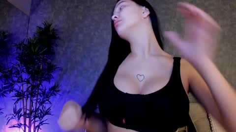 miahartx online show from 02/03/26, 06:40