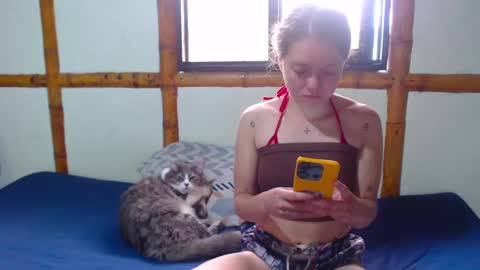 Mia  Sam online show from 10/02/25, 02:35