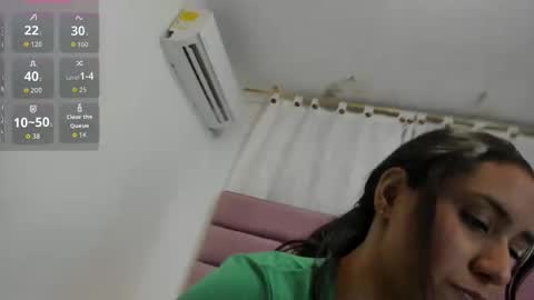 Snapshot of miajhonsonx chatting on 05/31/26, 03:52 miajhonsonx online show from 05/31/26, 03:52