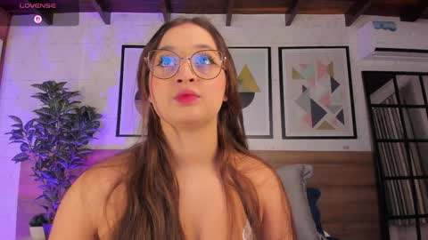 Mia  online show from 03/30/26, 03:29