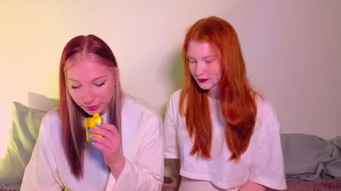 Snapshot of miakeler chatting on 12/02/24, 07:05 milanaaaa online show from 12/02/24, 07:05