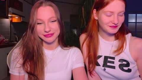 Snapshot of miakeler chatting on 01/23/25, 07:29 milanaaaa online show from 01/23/25, 07:29