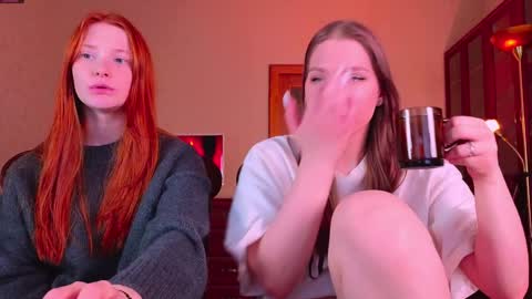 Snapshot of miakeler chatting on 01/25/25, 02:15 milanaaaa online show from 01/25/25, 02:15