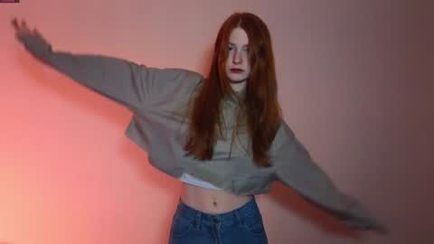 Snapshot of miakeler chatting on 01/31/25, 07:29 milanaaaa online show from 01/31/25, 07:29