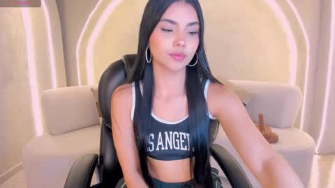 Snapshot of mialaurence_ chatting on 02/24/26, 07:56 Call me Mia online show from 02/24/26, 07:56