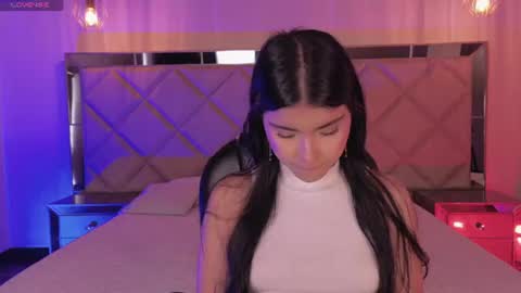 Call me Mia  online show from 07/08/26, 07:29