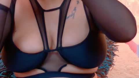 Mia online show from 03/27/26, 03:12