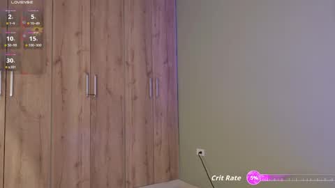 Mia online show from 04/12/26, 02:33