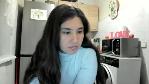 Snapshot of miamarrone chatting on 10/12/25, 03:55 MiaMarrone online show from 10/12/25, 03:55