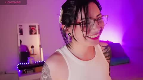 Lili online show from 02/15/26, 01:35