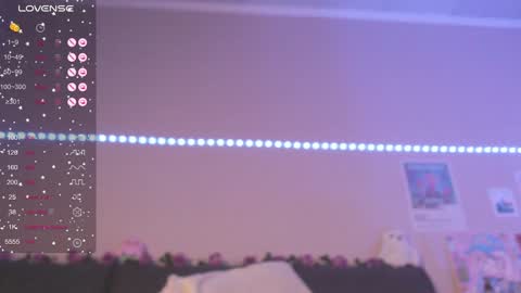 Mia online show from 01/28/25, 02:53