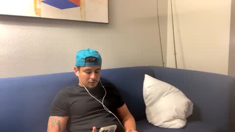 miamiclos1 online show from 01/31/25, 12:06