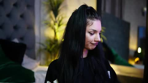  Miami  online show from 10/03/25, 07:22
