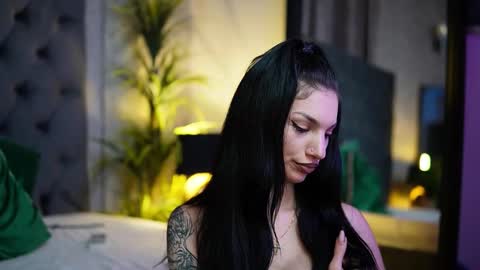  Miami  online show from 10/04/25, 03:54