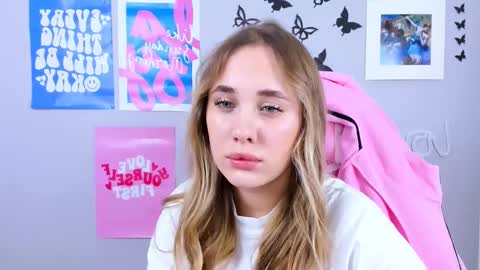 miamilas online show from 12/30/24, 12:42