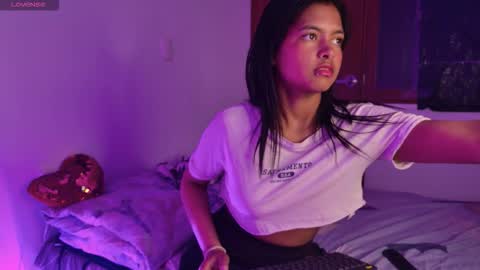 Snapshot of miamiller188 chatting on 11/06/25, 11:59 Mia Miller online show from 11/06/25, 11:59