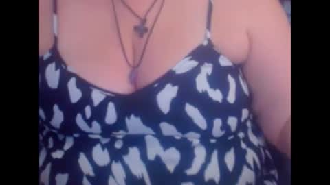 maya online show from 11/04/25, 07:07