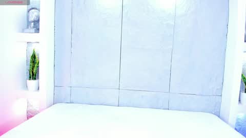 Snapshot of miamistrex chatting on 09/25/25, 04:38 Mia Mistrex online show from 09/25/25, 04:38