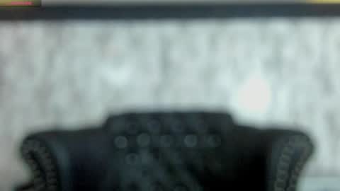 Snapshot of miamontoya chatting on 02/06/25, 03:52 Mia   -5 7001400 Follow  online show from 02/06/25, 03:52