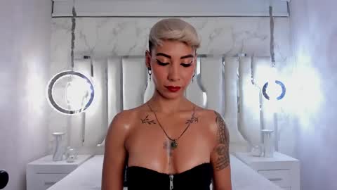 Snapshot of miamorgann chatting on 02/21/25, 01:55 Mia Morgann online show from 02/21/25, 01:55