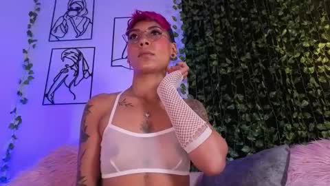 Snapshot of miamorgann chatting on 10/18/25, 02:40 Mia Morgann online show from 10/18/25, 02:40